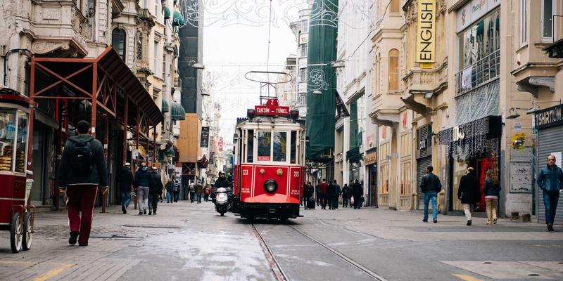 芳香指压9：精油按摩与按摩理疗的完美融合，开启健康养生新境界