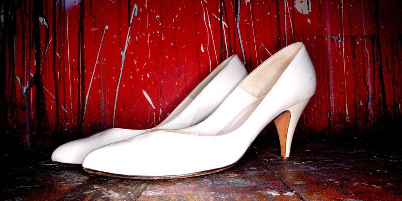 芳香指压缓解偏头痛：从太阳穴到风池穴的即时舒缓按摩方案